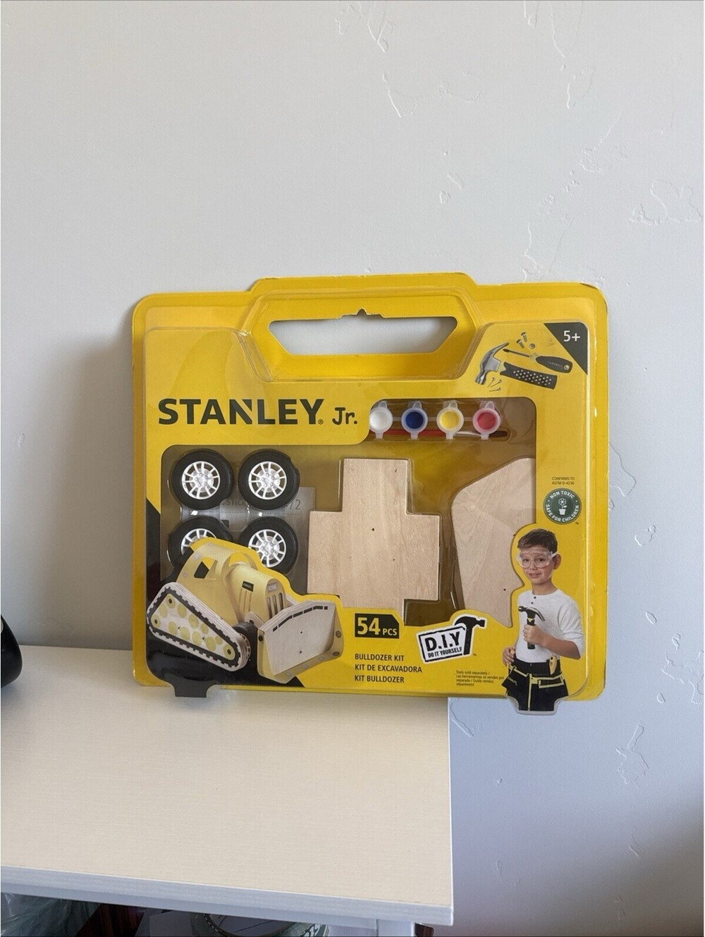Stanley Jr. D.I.Y Bulldozer Kit With Paint